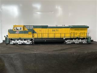 Aristocraft Dash-9 Diesel Locomotive 1:29 CNW 8671 Gauge 1 ART-23007-B